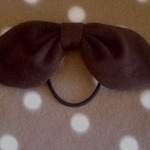 たれリボンシュシュ　茶スエード