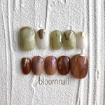 brown×green ニュアンスネイル