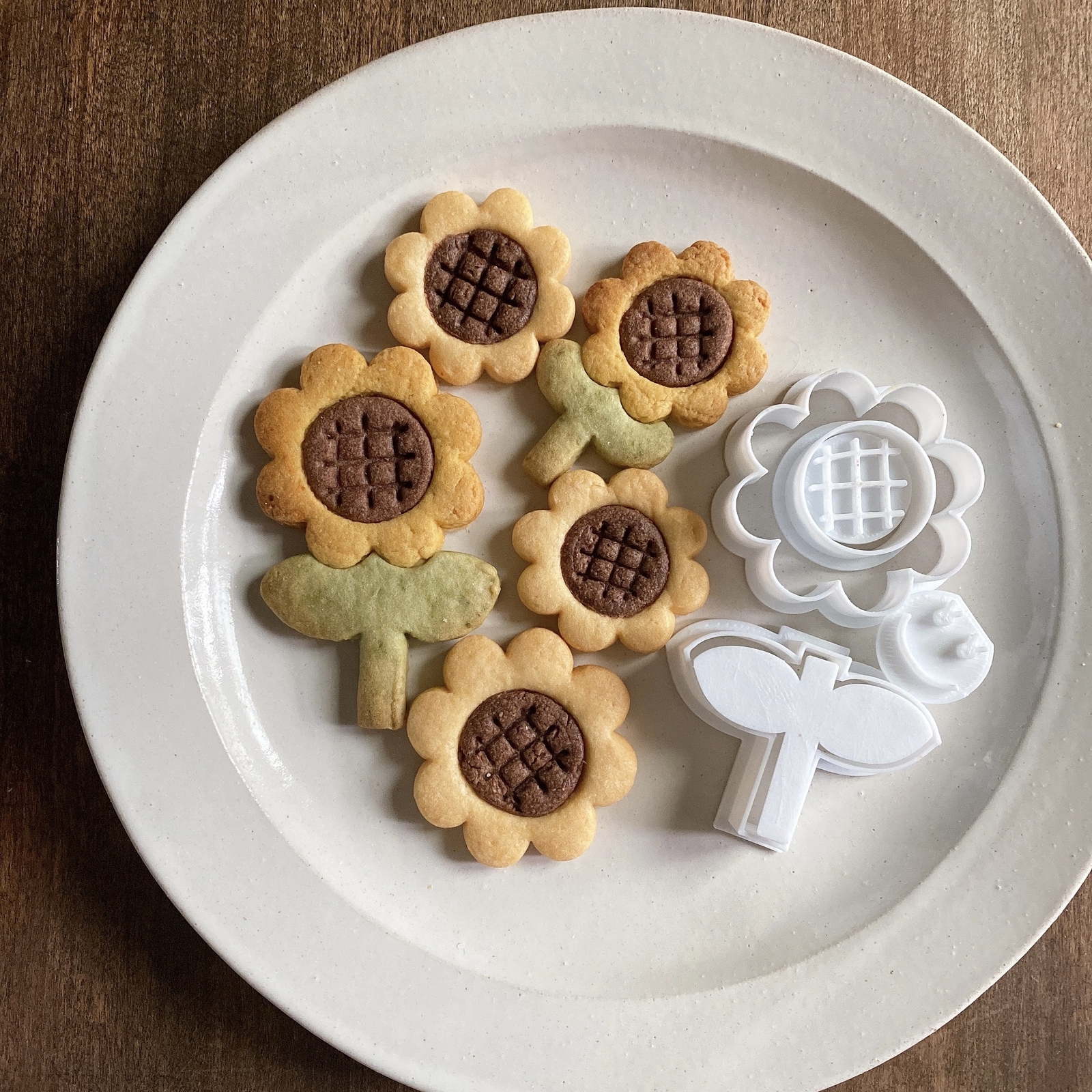 サイズ選択】ひまわりクッキー型 - Tom's Cookies GALLERY