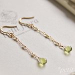 14kgf-ペリドットのセミロングピアス