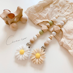 new♡marguerite clip holder ~ white・beige~ 歯固めホルダー おしゃぶりホルダー 名入れ マーガレットホルダー 歯固め