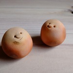 沖縄の森の精霊、コンコンベ（２つセット）茶色　ニコニコ顔