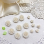 ホワイト　ハンドメイド パーツ    材料  薔薇  5