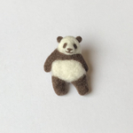 パンダブローチ