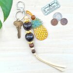 ハワイがいっぱい♪ パイナップル&ククイの実&モンゴシェル チャーム、キーホルダー★刺繍・ワッペン(両面)