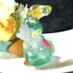 グリーン✨お花♡うさぎのオルゴナイト