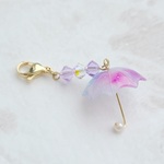 ★雨の日にぴったり★ 傘チャーム パープル イヤリング ピアス 片耳 マスクチャーム