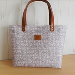 fraise329さま専用　リバティ　ラミネート　スリーピングローズ　ピンクのマチ広トートバッグ　