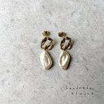 ゴールドフープ×変形パールピアス・樹脂ピアス・ノンホールピアス