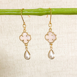 ガラスのお花としずくピアス/イヤリング
