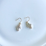 照り照り！真珠のクロスのピアス