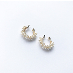 小粒パール　ミニピアス　樹脂フープ