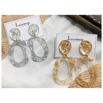 ピアス　大振りピアス　イヤリング　おおぶり　アクリルパーツ　ぶら下がり　ニュアンス　クリア　金箔