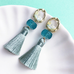 シーグリーンの記憶　夏色シェルとビーズのタッセルピアス/イヤリング
