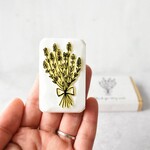 ラベンダーの花束はんこ　meganehankoの消しゴムはんこ