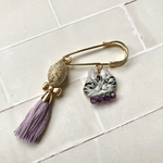 アメショ猫さんと刺繍タッセルのストールピン　手刺繍