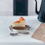 ミニチュア　ベイクドチーズケーキ