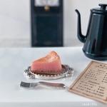 ミニチュア　木いちごのチーズケーキ