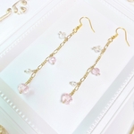 ピンクビーズのチェーンピアス♡