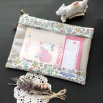 カードも入るお薬手帳&保険証ケース『Meadow Tails』マルチカラー●リバティビニコ　ラミネート