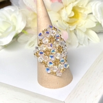 ♦︎ダイヤシェイプリング♦︎〜クリスタルオーロラ×ゴールド〜【スワロフスキービーズリング、ビーズアクセサリー】