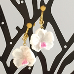 つまみ細工 耳飾り イヤリング/ピアス  胡蝶蘭