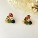 Circle_Triangle （ ピアス / イヤリング ） 刺繍 ビーズ  金属アレルギー対応