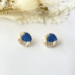 ミニまるシリーズ blue_white （ ピアス / イヤリング ） 金属アレルギー対応