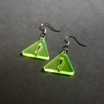 【再再販】アクリル　注意　ピアス　イヤリング　蛍光イエロー　