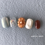 ネイルチップ　キャメル　フラワー  ニュアンス　ネイル