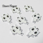 【D-0381】18pcs　ネコ　ねこ　19×12mm　ホワイト　チャーム