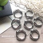 【送料無料】シルバー  でこぼこ 変形リング  ラウンド  フープ  4pcs