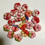 和のパーツ　縮緬細工　正絹の梅の花20個