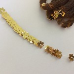 ゴールドお花 Fleur 5mm  オートクチュール☆スパンコール