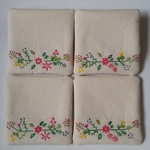 Liz様専用ページです。お花の刺繍コースター4枚組。