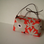 コスメポーチ　フラワー