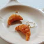 ☆送料無料☆ サクサククロワッサンピアス