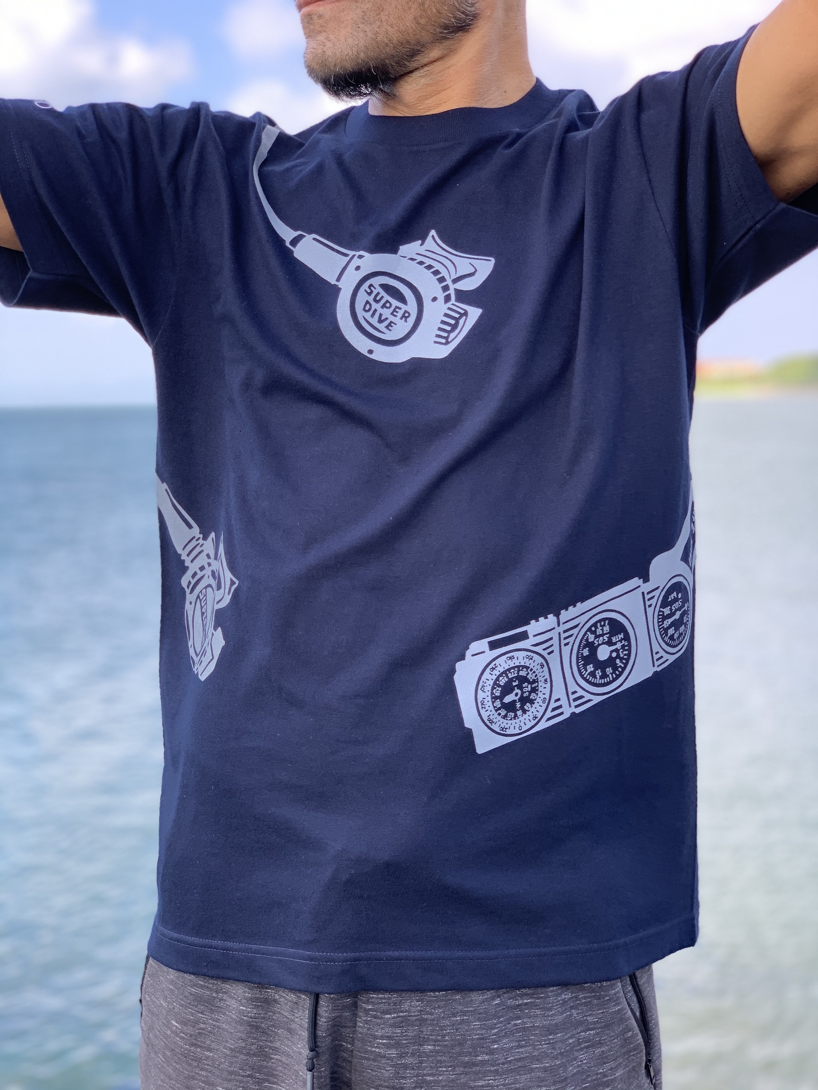 ideorozine タイダイ　Tシャツ 藍染めタイダイTシャツ 河川 | 唯一無二の服づくり KODAI YASUNO