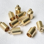 [10個] 紐留め 内径5.4mm カツラ