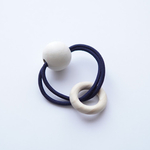 Wood hairtie⚪️◎ネイビーゴム　ウッドヘアゴム兼ブレスレット 