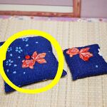 特大ふっくら座布団　クッションにも　ミニチュア　１個