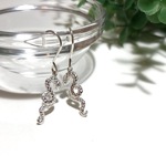 再入荷！純銀製＊ヘビのピアス