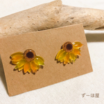 夏にぴったり！涼しげヒマワリのピアス♪