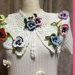 パンジーの付け襟　パンジーのコサージュ付き