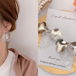 送料無料♡ 【新作】ゆらゆら シルバー 花びら 大人イヤリング／ピアス
