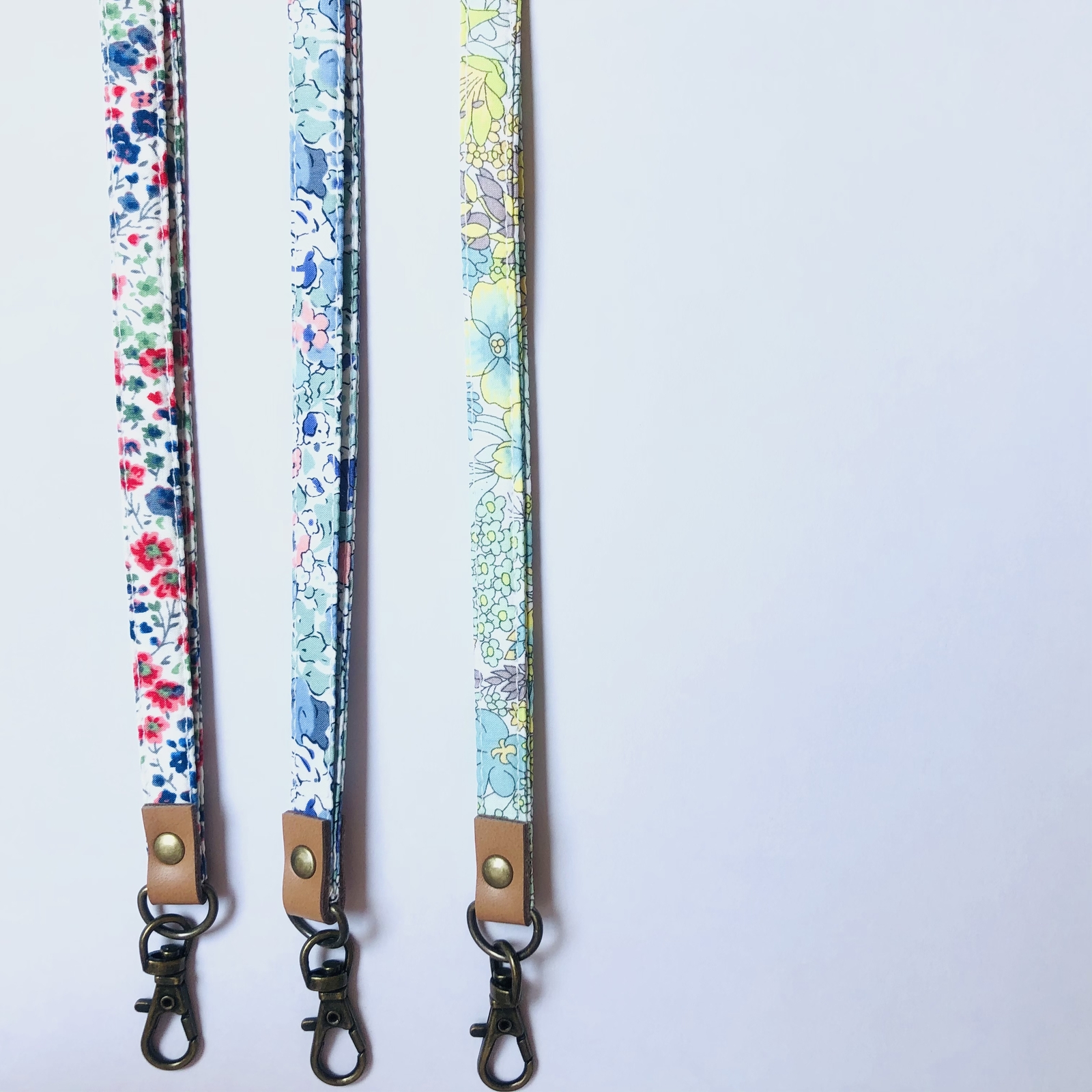 リバティ ネックストラップ ネームホルダーなどに♪ - TOILE