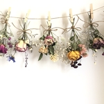 ドライフラワー薔薇の花束ガーランド