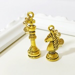 チェス 駒  king&knight キング・騎士 -gold- ピアス&イヤリング