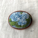 紫陽花 刺繍木枠ブローチ
