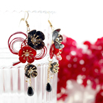 【梅ピアス･イヤリング】*梅の耳飾り ディップアート*【黒紅】